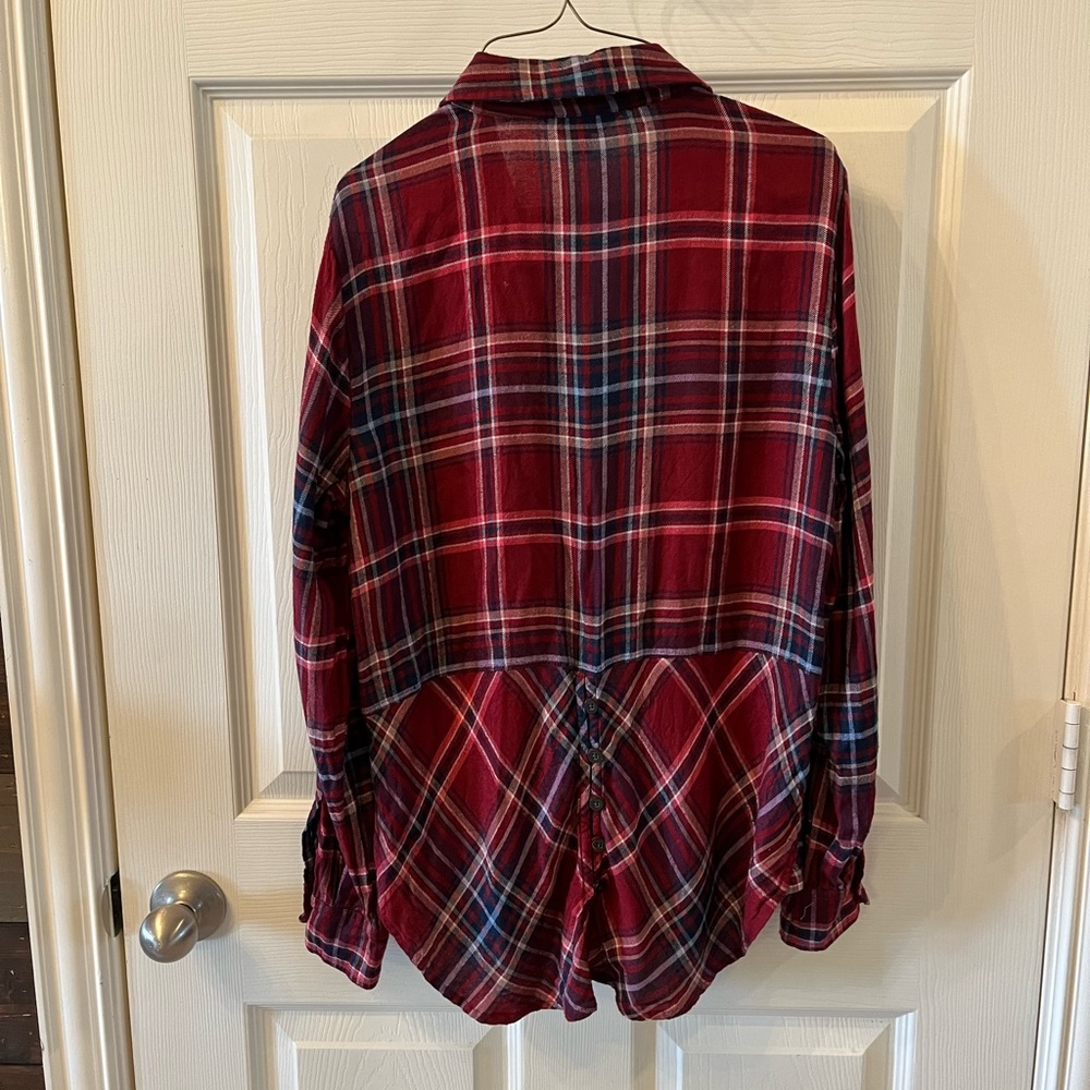 Lucky Brand Women’s Red and Navy Plaid Flannel Shirt, Size Small - Picture 2 of 6